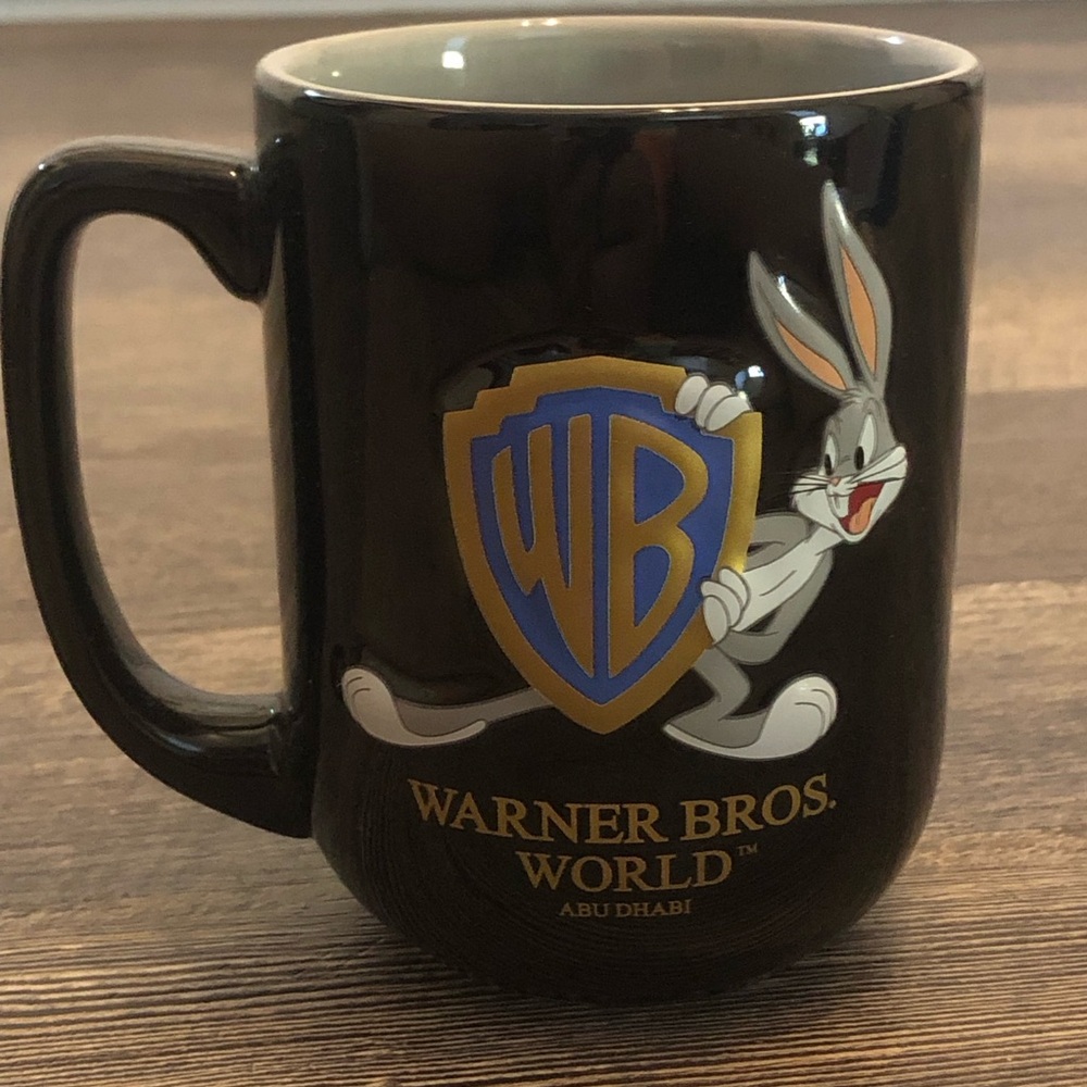 Warner Bros World Looney Tunes Mug is a true gem for any fan of the franchise.